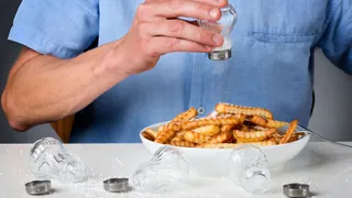 5-ways-to-reduce-excess-salt-in-your-meals