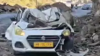 himachal-pradesh-mumbai-woman-dies-husband-injured-after-rocks-crush-taxi-on-chandigarh-manali-highway-watch-video