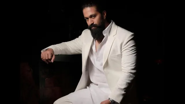 yash-requests-fans-to-be-safe-and-avoid-grand-gestures-gatherings-on-his-birthday