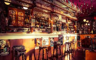 allahabad-hc-seeks-reply-from-authorities-after-five-year-old-files-pil-against-liquor-shop-near-school