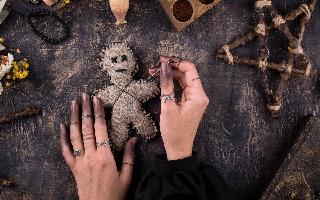 5-signs-to-detect-if-you-are-under-the-influence-of-black-magic