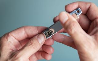 what-are-the-effects-of-cutting-nails-on-different-weekdays-know-from-astrological-perspective