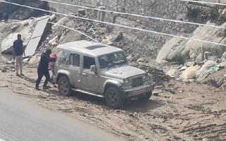 Watch: Mahindra Thar 5-Door 'Fails' To Prove Off Road Strength? Video Shows People Pushing Vehicle Stuck In Mud