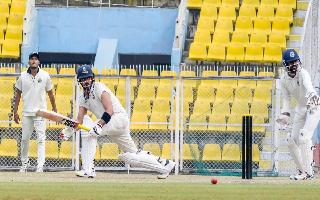 ranji-trophy-manoj-tiwary-joins-sourav-ganguly-to-become-fourth-bengal-batter-to-achieve-this-unique-milestone