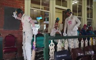 david-warner-gives-touching-tribute-to-phil-hughes-in-his-final-test-match-at-scg-says-if-he-was-still-with-us