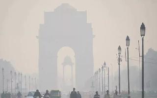 Delhi Weather: Slight Relief From Cold As Temperature Rises; Over 18 Trains, Several Flights Affected Due To Fog