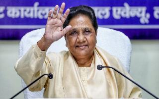 mayawati-declares-bsps-solo-run-in-lok-sabha-elections-leaves-door-open-for-postpoll-alliances