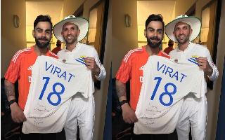 one-for-the-wall-keshav-maharaj-receives-signed-no-18-test-jersey-from-virat-kohli-after-cape-town-drub