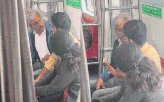 ‘Mere Sir Pe Bethoge Kya?’: Uncle Loses Cool Inside Delhi Metro; Another Fight Goes Viral