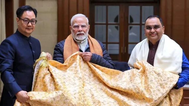 pm-modi-sends-chadar-to-ajmer-sharif-dargah-for-urs-of-khwaja-moinuddin-chisti-amid-shiva-temple-row