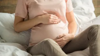 Chinese Woman Discovers She's Pregnant Just 4 Hours Before Delivery; Here's What Happened Next