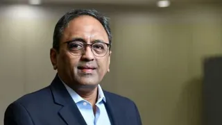 ‘Happy To Make You Work On Sundays’: After Narayana Murthy, L&T Chief Backs 90-Hour Work Week