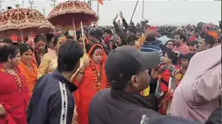 Mahakumbh 2025: Kinnar Akhara's Historic Debut At Prayagraj, Over 3000 Transgenders Join For Holy Dip