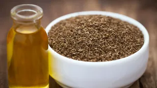 ajwain-water-5-unknown-reasons-to-drink-carom-seeds-water-every-morning