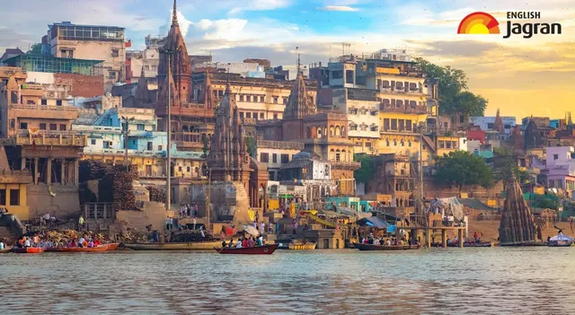 list-of-top-10-famous-tourist-spots-in-varanasi-sarnath-ganges-river-dasaswamedh-ghat-and-more