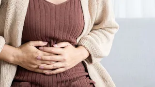 4 Effective Ways To Treat Bloating Naturally At Home