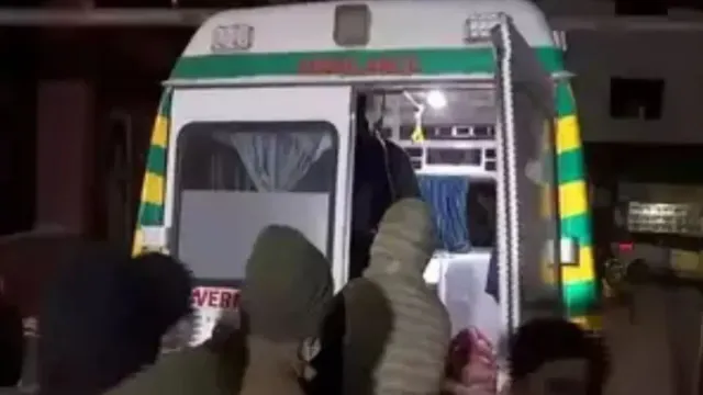 jk-all-pesticide-shops-sealed-in-rajouri-two-months-after-mysterious-illness-kills-17