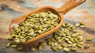 5 Important Reasons Why Women Should Eat Pumpkin Seeds Daily