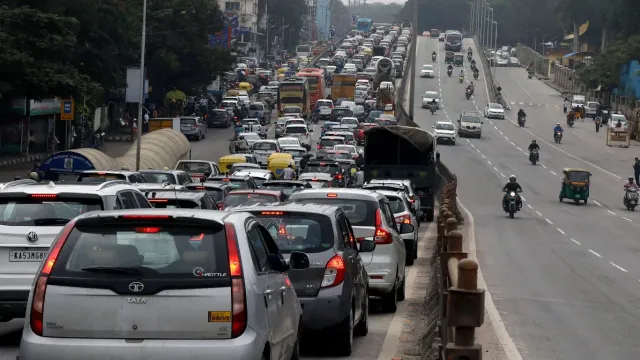 bengaluru-traffic-advisory-tripuravasini-palace-grounds-event-sadashivnagar-bellary-road-diversion-windsor-manor-junction