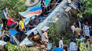 nepal-bus-accident-40-pilgrims-on-way-to-maha-kumbh-injured-in-road-accident