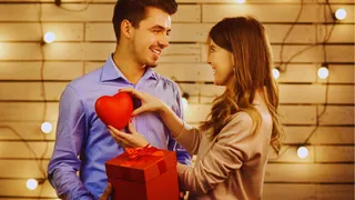 Valentines Day 2025: 7 Vastu-Friendly Gifts For Your Sweetheart To Make Your Love Bloom