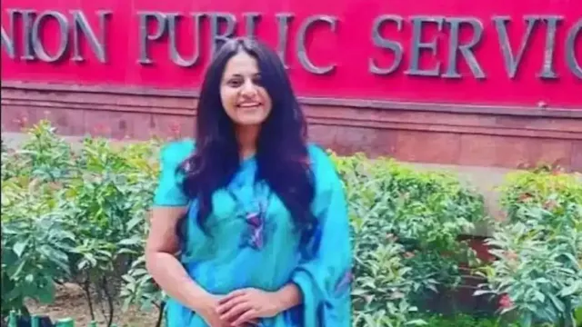 upsc-cheating-case-sc-stays-arrest-of-former-ias-trainee-puja-khedkar-till-march-17