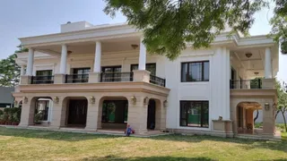 Centre Orders Probe Into ‘Irregularities’ In Construction Of Kejriwal’s ‘Sheeshmahal’ Bungalow Days After BJP's Delhi Polls Win