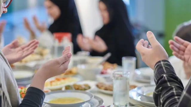 ramadan-2025-timetable-know-date-and-timings-for-sehri-and-iftar-complete-list