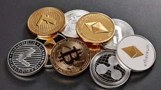 Top 10 Largest Cryptocurrencies In The World By Market Cap: Bitcoin, Ethereum, USD Coin And More