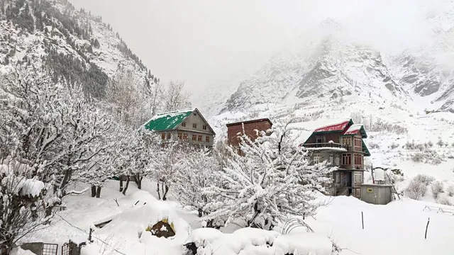 weather-alert-heavy-rain-snowfall-continue-to-lash-jammu-kashmir-ladakh-himachal-uttarakhand-imd-forecast