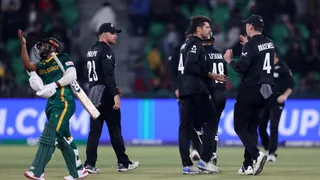 sa-vs-nz-live-cricket-score-champions-trophy-2025-2nd-semifinal-south-africa-vs-new-zealand-match-scorecard-gaddafi-stadium-weather-pitch-report-lb
