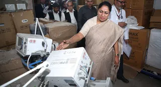 Delhi CM Rekha Gupta Slams AAP Govt Over Health Model Failure During Inspection Of GTB Hospital
