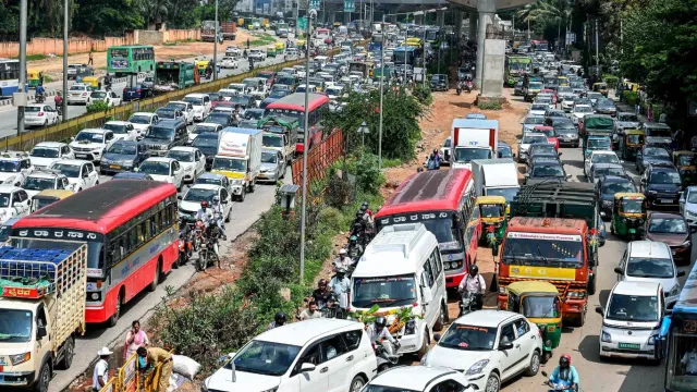 bengaluru-traffic-advisory-restrictions-announced-around-vidhana-soudha-kr-circle-other-roads-check-diversions