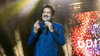 udit-narayan-reacts-to-his-kissing-controversy-at-pintu-ki-pappi-event-udit-ki-pappi