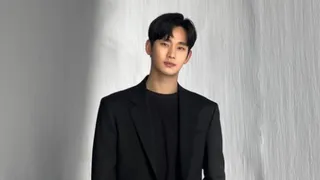 Kim Soo Hyun Moves Ahead With Knock Off Kdrama Filming Despite Dating Allegations Controversy; Netizens Say 'Must Retire...'