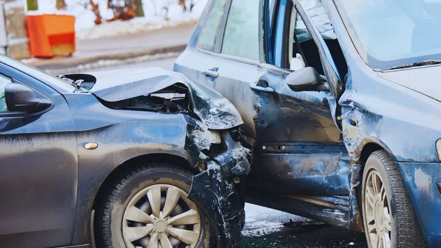 telangana-innova-driver-loses-control-collides-with-lorry-and-biker-5-injured
