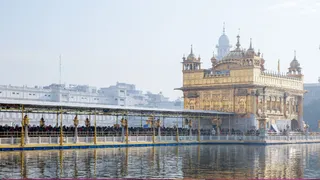 punjab-man-attacks-devotees-with-rod-inside-golden-temple-in-amritsar-five-injured-one-critical