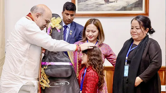 who-is-esther-lalduhawmi-hnamte-young-mizoram-singer-honoured-by-amit-shah-with-guitar-for-her-vande-mataram-rendition