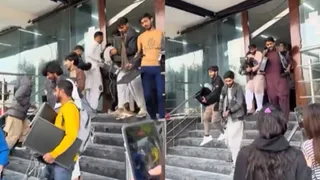 Locals Loot Laptops Amid Raid On Fake Chinese Call Centre In Islamabad; Viral Video Sparks Online Reactions