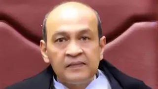 Delhi Fire Services Chief Denies Finding Cash At Justice Varma's Residence Adding New Twist To Controversy