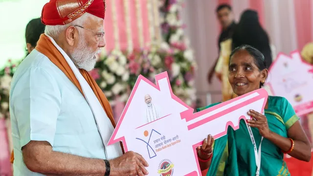 pm-awas-yojana-haryana-residents-to-get-permanent-homes-soon-survey-underway-in-palwal-check-eligibility-and-how-to-apply