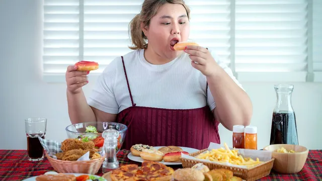 want-to-stop-overeating-try-these-5-simple-tips-to-avoid-eating-too-much