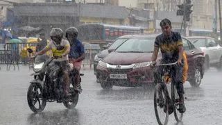 Weather Forecast: IMD Predicts Rainfall In These States Today, Mercury To Dip In Tamil Nadu, Odisha | Details