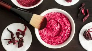 5 DIY Rose Face Packs For Smooth, Soft And Glowing Skin