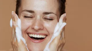 How To Pick The Best Face Cleanser According To Your Skin Type? Here’s All You Need To Know