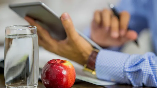 world-health-day-2025-6-wellness-habits-to-stay-healthy-at-office