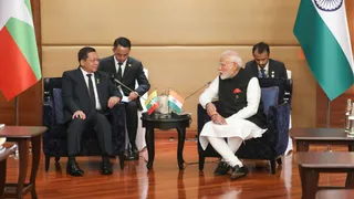 PM Modi Meets Myanmar's Junta Chief After Deadly Earthquake Kills Over 3,000, Says 'India Is Doing Whatever Possible...'