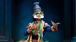 Kesari Chapter 2: Akshay Kumar Showcases His Intense Kathakali Dancer Transformation In New Poster; Fans React