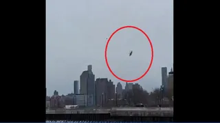 helicopter-crashes-into-hudson-river-in-new-york-six-dead-including-ceo-video-captures-terrifying-moment