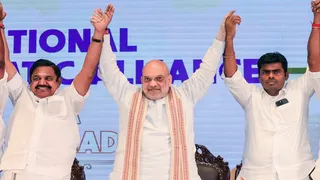 has-k-annamalai-resigned-from-tamil-nadu-bjp-president-post-because-of-aiadms-palaniswami-amit-shah-replies-watch